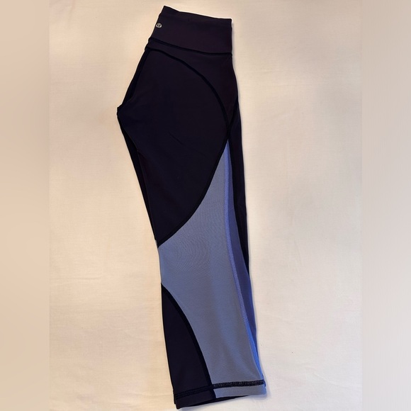 Lululemon Mix & Mesh Crop *21”,Midnight Navy/Moroccan Blue/Light Horizon, Size 6 - Picture 8 of 11